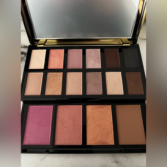 Lancôme Limited Edition Holiday 2022 Palette - Picture 2 of 8
